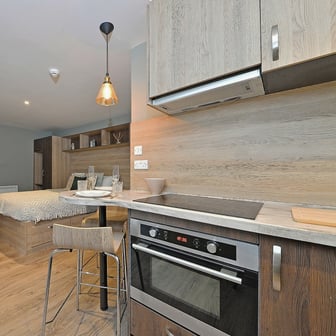 Luxury Studio - Image 2