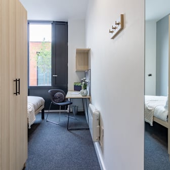 Classic Ensuite - Image 5