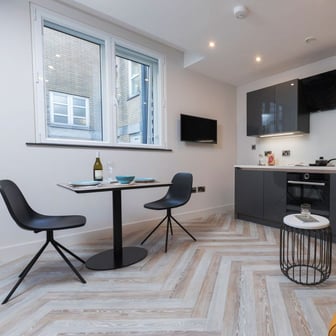 Gold One Bed Apartment - Image 1