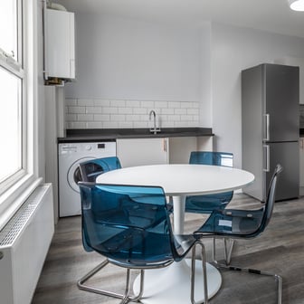 Four Bed Flat - Image 6