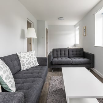 Three Bed Flat - Image 1