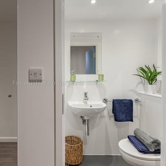 Penthouse 2 Bed Apartment - Image 3