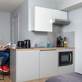 Premium Plus Studio - Image 2