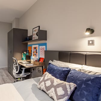 Premium Accessible Studio - Image 4