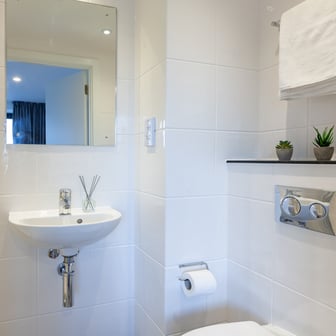 true Superior Apartment - Image 4