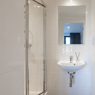 true Superior Apartment - Image 5