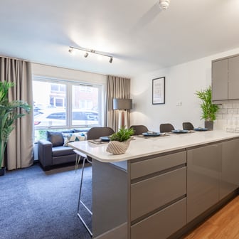Platinum Ensuite - Image 3