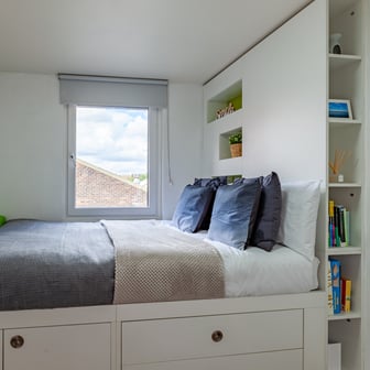 Ensuite Second and Third Floor - Image 1