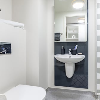 Studio Plus Ground Floor - Image 7