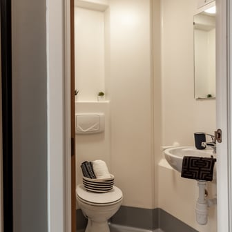 Premium Plus Ensuite - Image 4