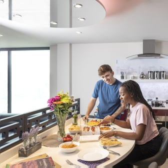 Diamond Plus En-suite Serviced Apartment - Image 3