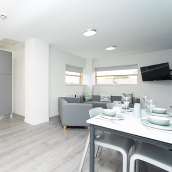 Deluxe Ensuite - Image 3