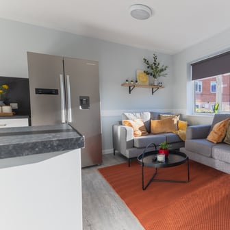 Silver En-suite - Image 3