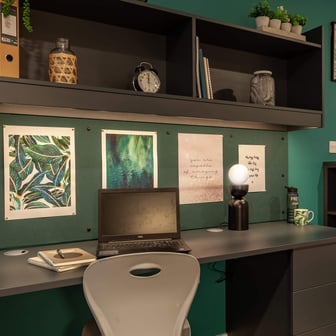 Deluxe Studio - Image 7