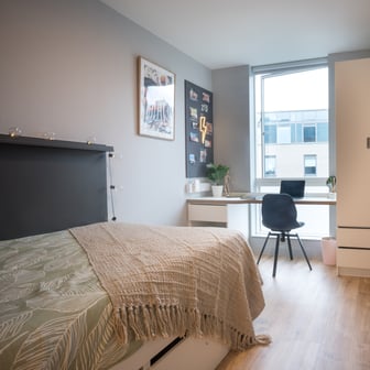 Platinum En Suite - Image 1