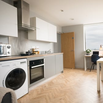 Deluxe Penthouse - Image 4