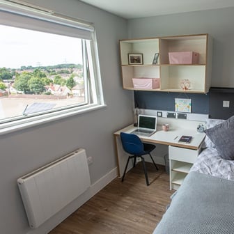 2 Bed Apartment - Image 1