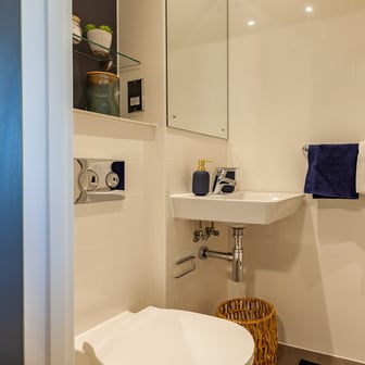 Luxury Studio - Image 7