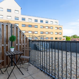 Superior Studio Terrace - Image 4
