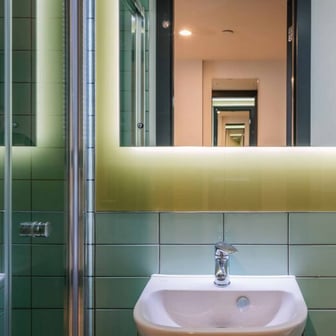 Platinum En Suite (Loft) - Image 5