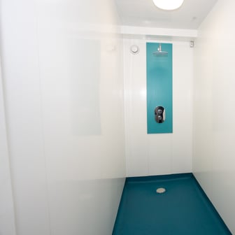 Premium Non-Ensuite shared bathroom