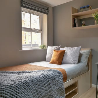 3 Bed Apartment - Image 2