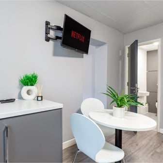 1 Bed Apartment - Image 6