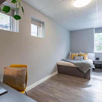 1 Bed Apartment - Image 1