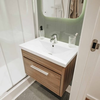 Gold Loft Apartment - Image 4