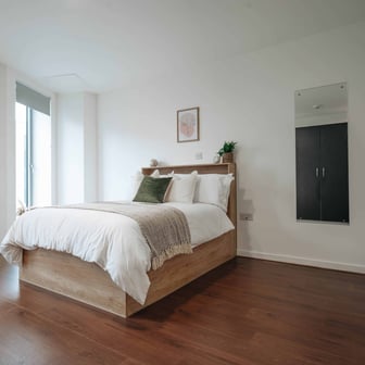 Platinum En Suite (Washer/Dryer) - Image 4