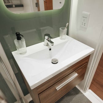 Platinum Loft Apartment - Image 3