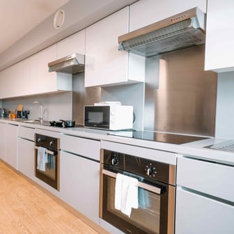 Deluxe Plus En Suite - Image 6