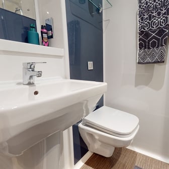 Executive Studio - Image 9