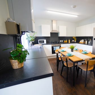 Townhouse - Image 7