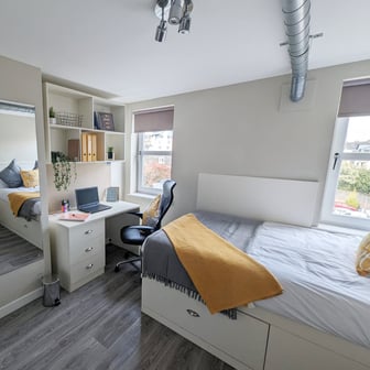 Deluxe Ensuite