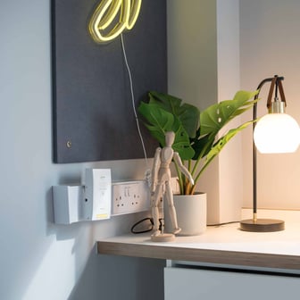 Large Platinum En Suite - Image 3