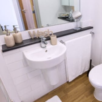Twodio Ensuite - Image 4