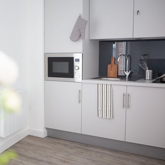 Silver Plus Balcony Studio - Image 3
