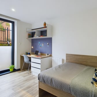 Ensuite Townhouse - Image 2