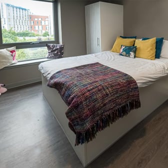 One Room Apartment - Image 2