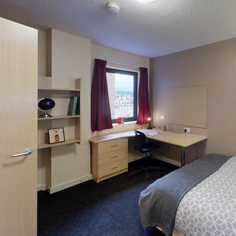 Classic 5 Bed Ensuite Plus - Image 1