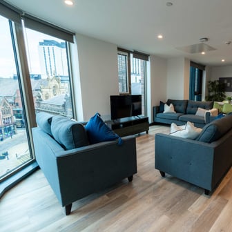 Silver En Suite - Image 10