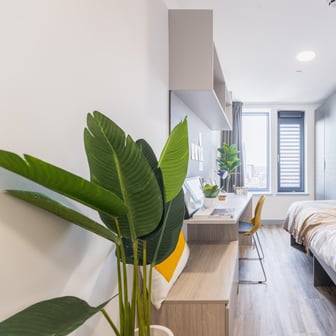 Silver Ensuite - Image 1