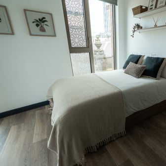 Platinum En Suite - Image 8