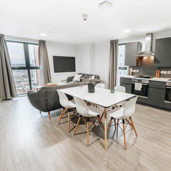 Sea View En Suite - Image 8