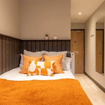 Standard Ensuite - Image 2