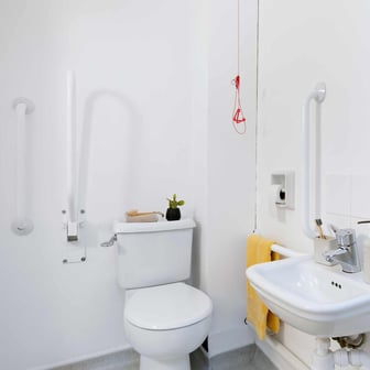 Gold Accessible Studio - Image 2