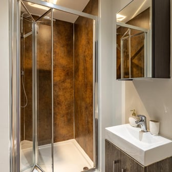 2 Bed Apartment - Image 7