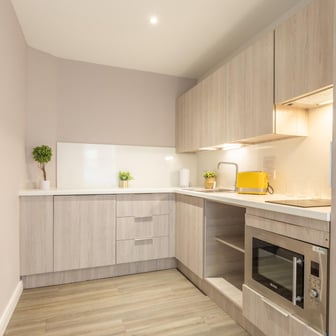 2 Bed Apartment - Image 5