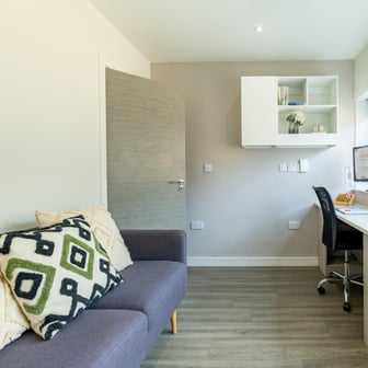 2 Bed Apartment - Image 6